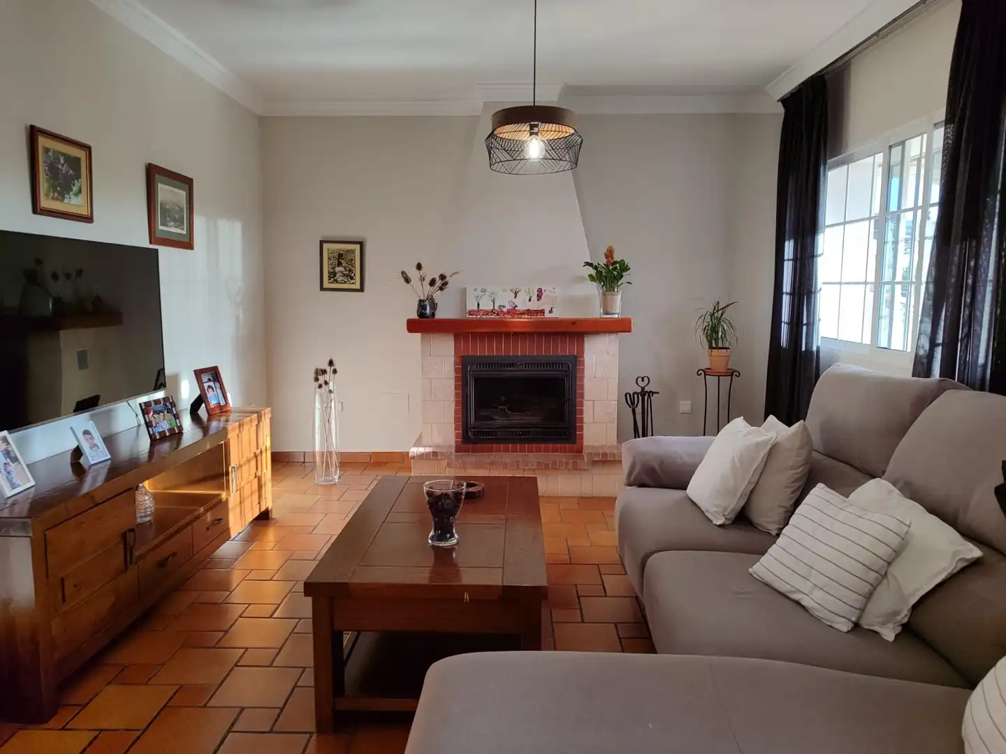 Sala d'estar de Casa o xalet en venda en Algeciras