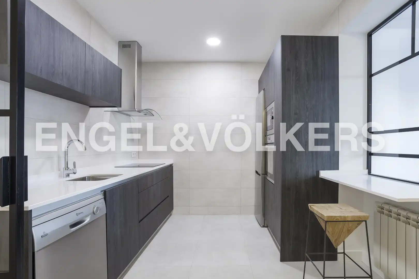 Kitchen of Flat for rent in Madrid  with Air Conditioner, Heating and Furnished