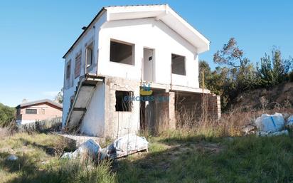 Casa o xalet en venda en Sils amb Jardí privat