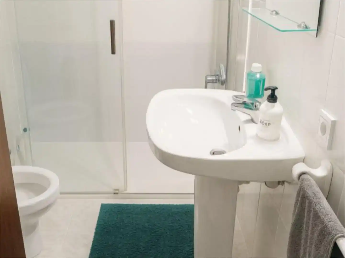 Bathroom of Flat for share in Andratx  with Furnished