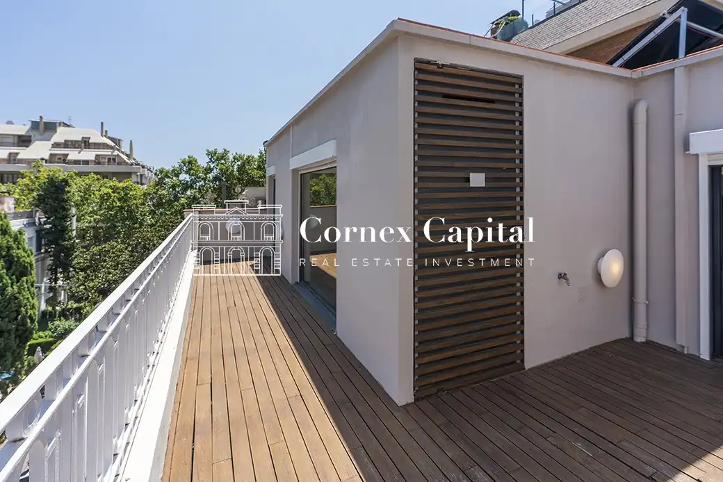 Terraza de Casa adosada en venta en Barcelona con Aire acondicionado, Calefacción y Jardín privado