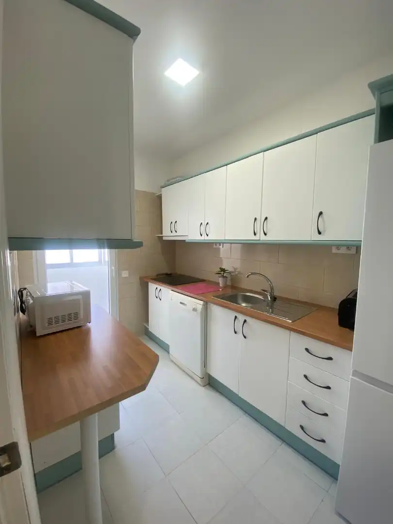 Wohnung zur Miete in Calle Pedro María Plano, Centro