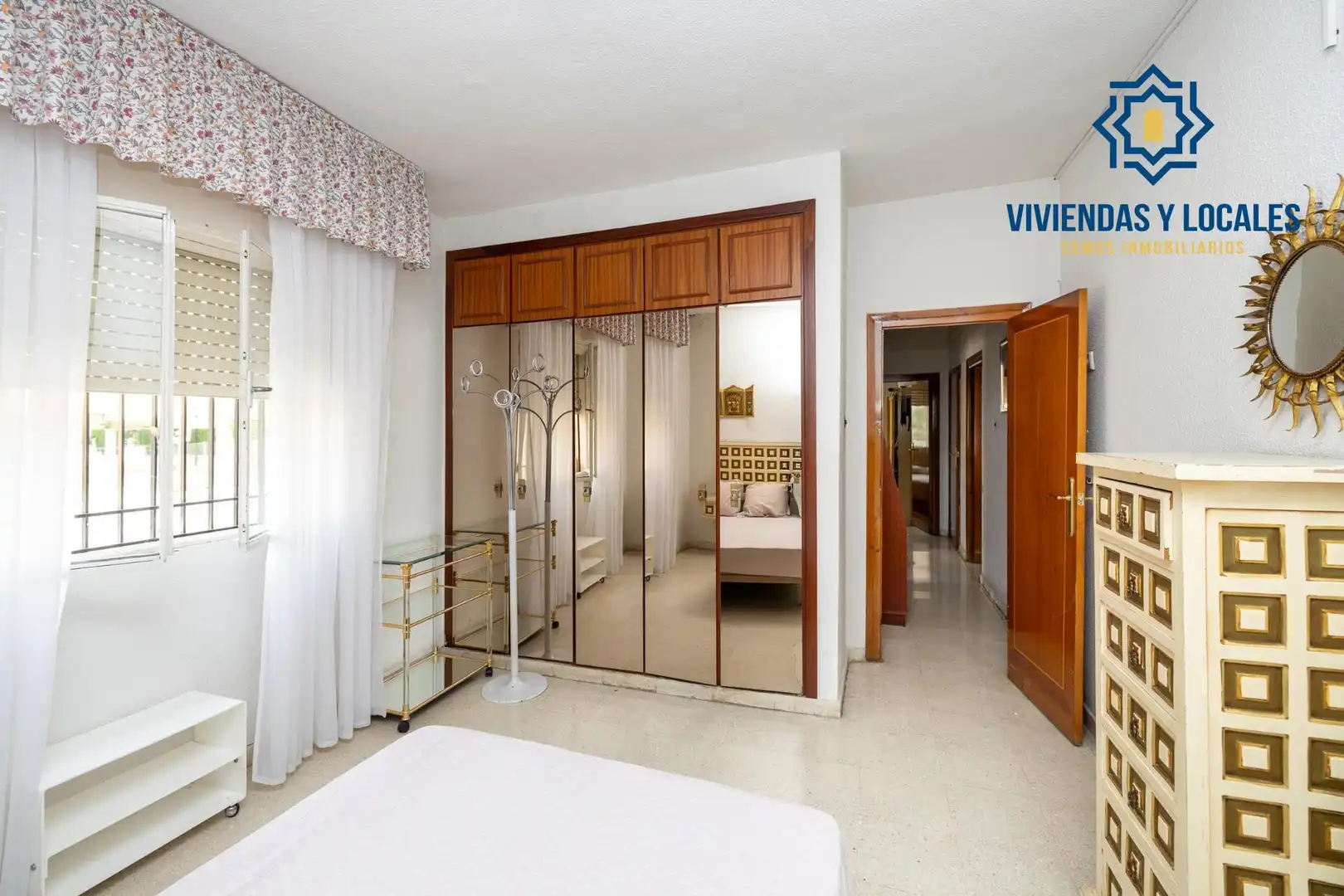 Habitación de Casa o chalet en venta en Armilla con Aire acondicionado, Calefacción y Jardín privado
