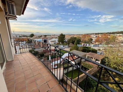 Exterior view of Flat for sale in Cassà de la Selva  with Air Conditioner, Heating and Balcony