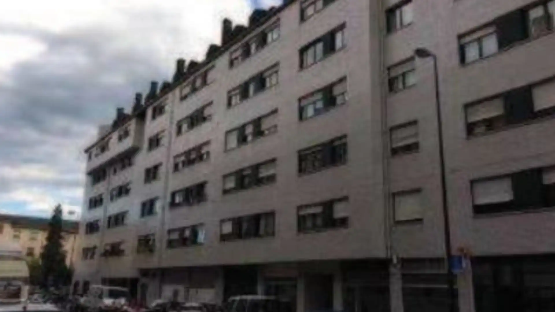 Vista exterior de Piso en venta en Oviedo 