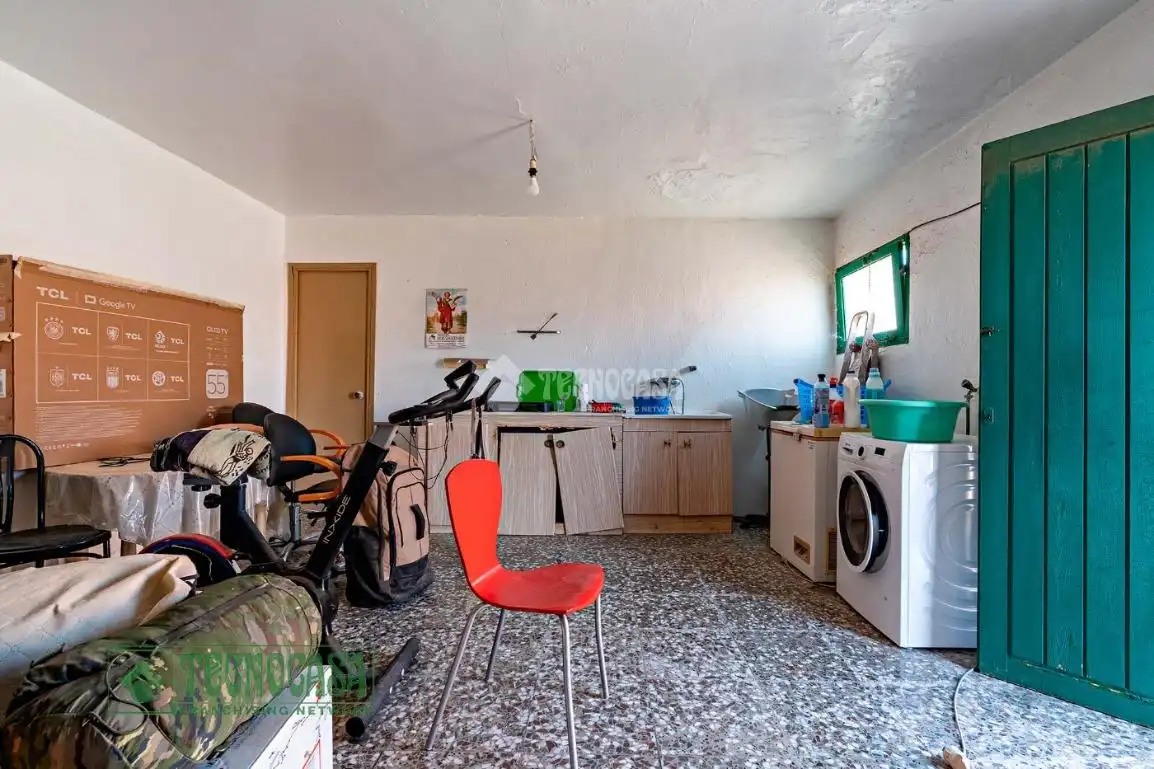 Cuina de Casa adosada en venda en El Ejido amb Aire condicionat, Jardí privat i Moblat
