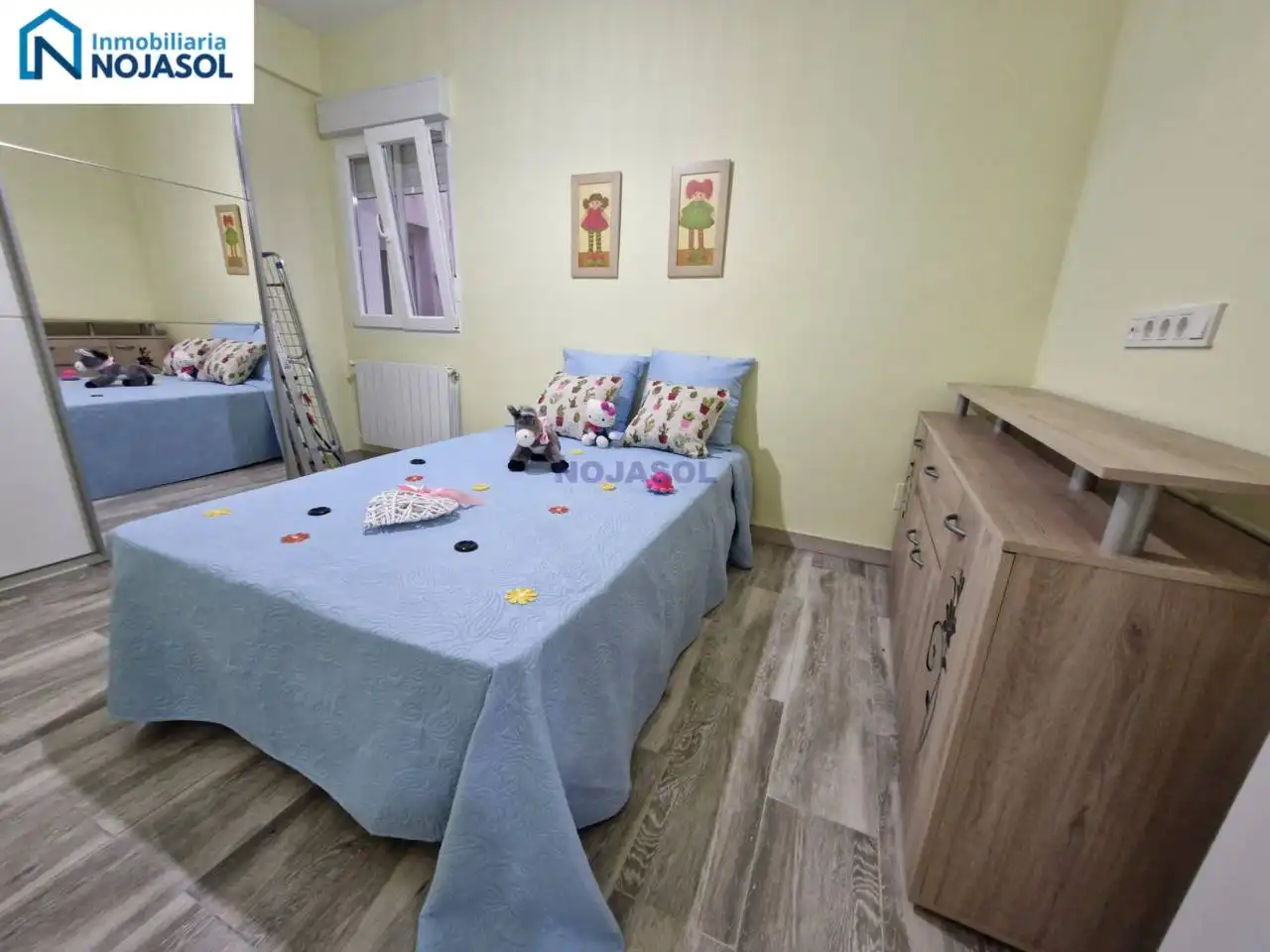 Dormitori de Pis en venda en Santoña amb Calefacció, Parquet i Terrassa