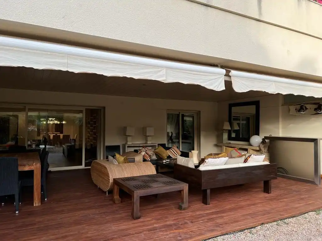 Terrasse von Erdgeschoss zur Miete in Marbella mit Klimaanlage, Privatgarten und Terrasse