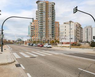 Exterior view of Apartment for sale in  Valencia Capital  with Air Conditioner, Heating and Parquet flooring