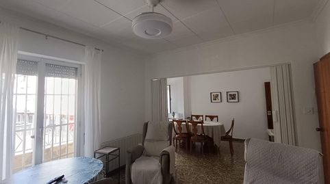 CASA EN PETRER CON GARAJE AMPLIO