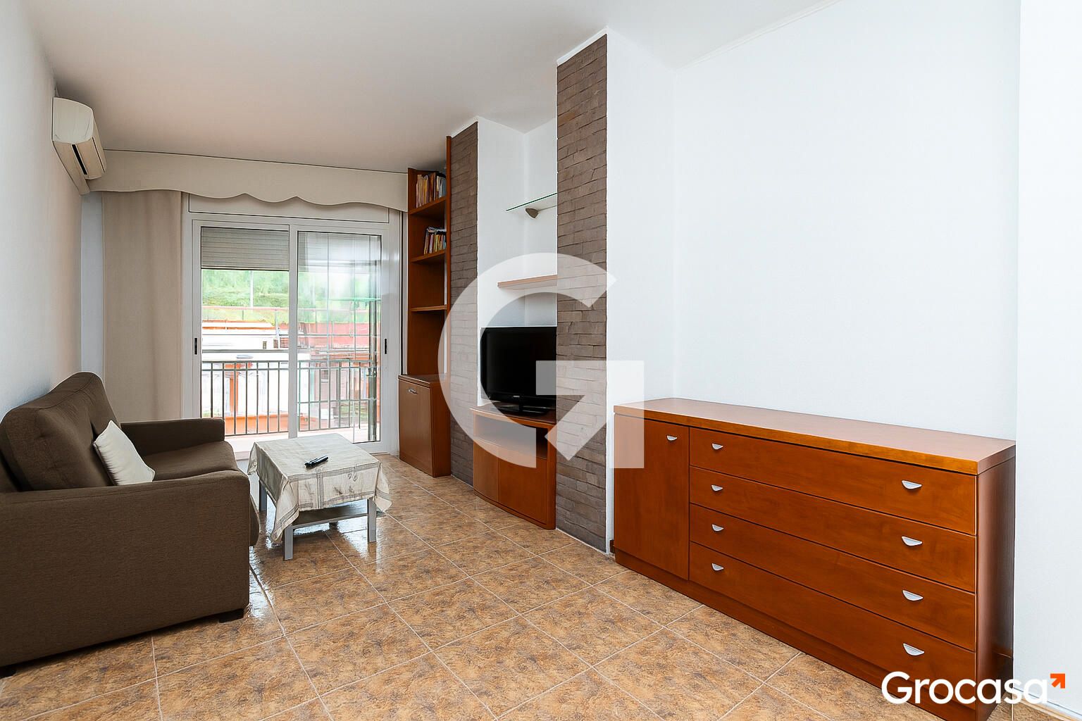 Sala d'estar de Pis en venda en L'Hospitalet de Llobregat amb Aire condicionat, Calefacció i Balcó