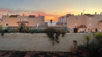 Vista exterior de Pis en venda en Tarifa amb Calefacció i Terrassa