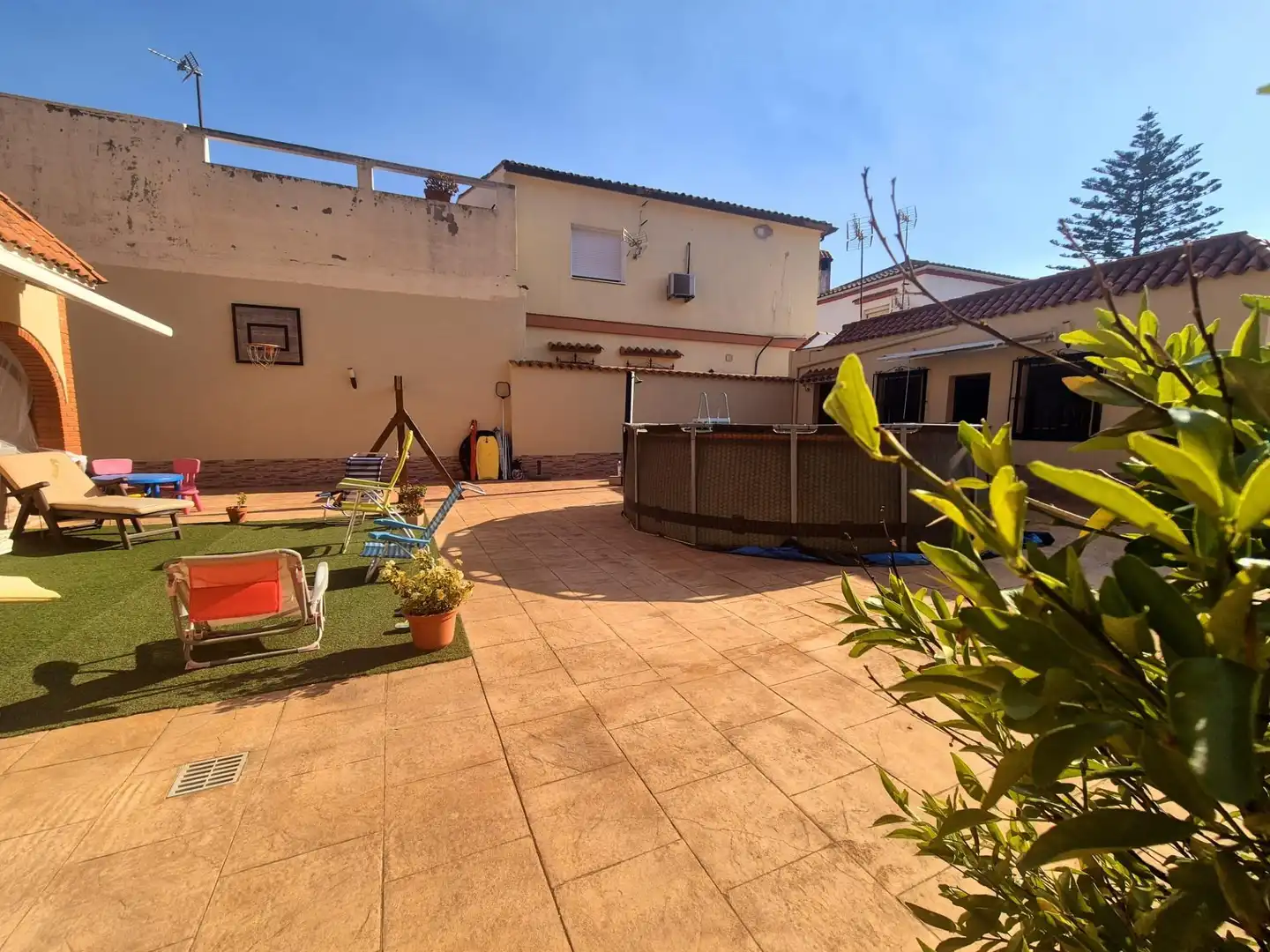 Houses for sale in MEDIANA DE LA, El Rinconcillo