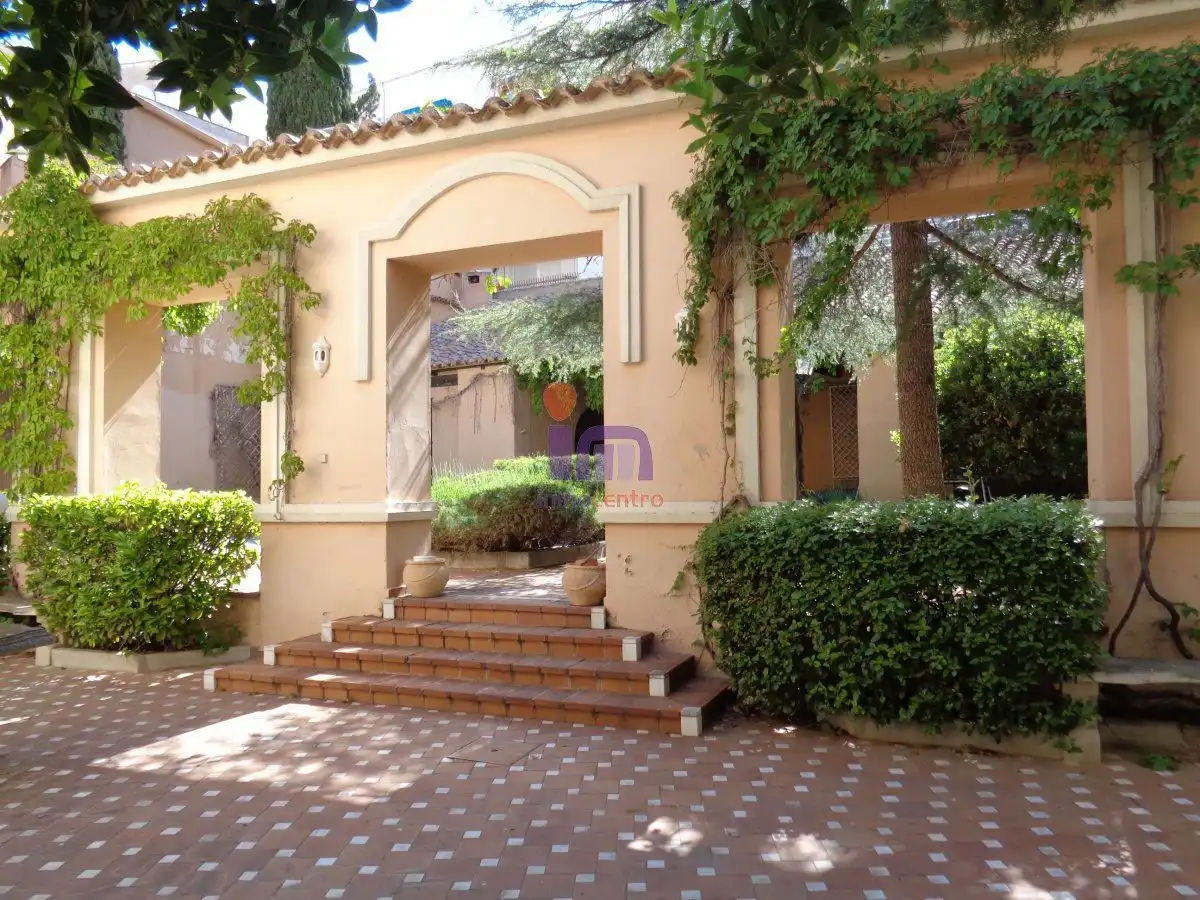 Jardín de Casa o chalet en venta en Valdepeñas con Aire acondicionado, Calefacción y Trastero