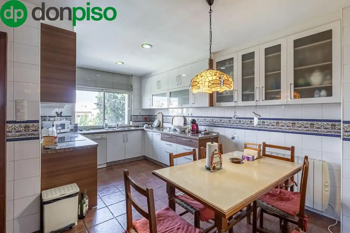 House with pool for sale in Calle GERANEO, imagen 34