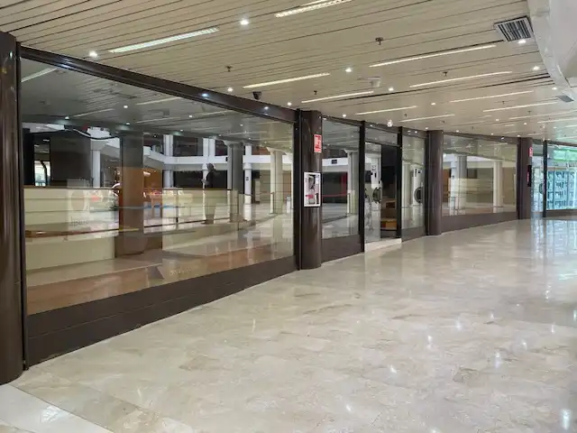 Local comercial en venta en Avenida de la Constitución, imagen 5
