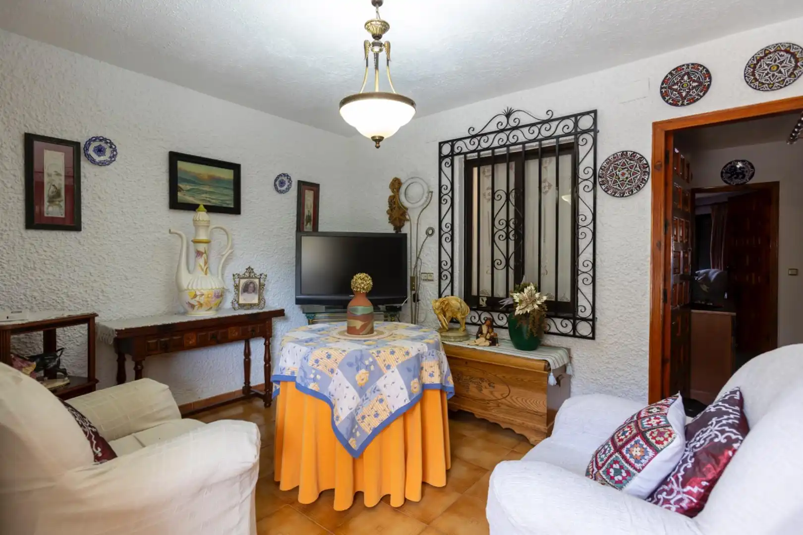 Wohnzimmer von Wohnung zum Verkauf in Almuñécar mit Klimaanlage, Privatgarten und Terrasse