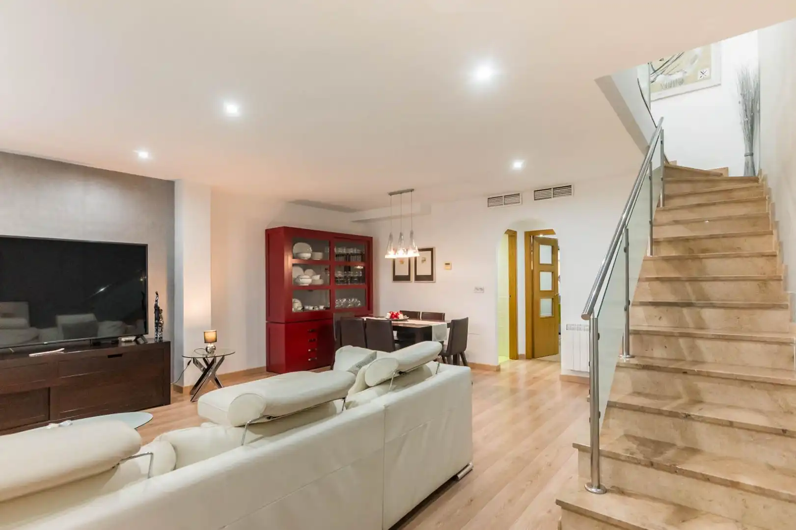 Maisonette zum Verkauf in Villanueva del Río Segura mit Klimaanlage, Terrasse und Abstellraum