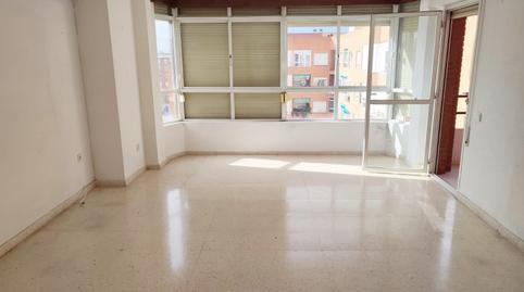 Foto 3 de Pis en venda a Valdepasillas - La Paz - Huerta Rosales, Badajoz Capital