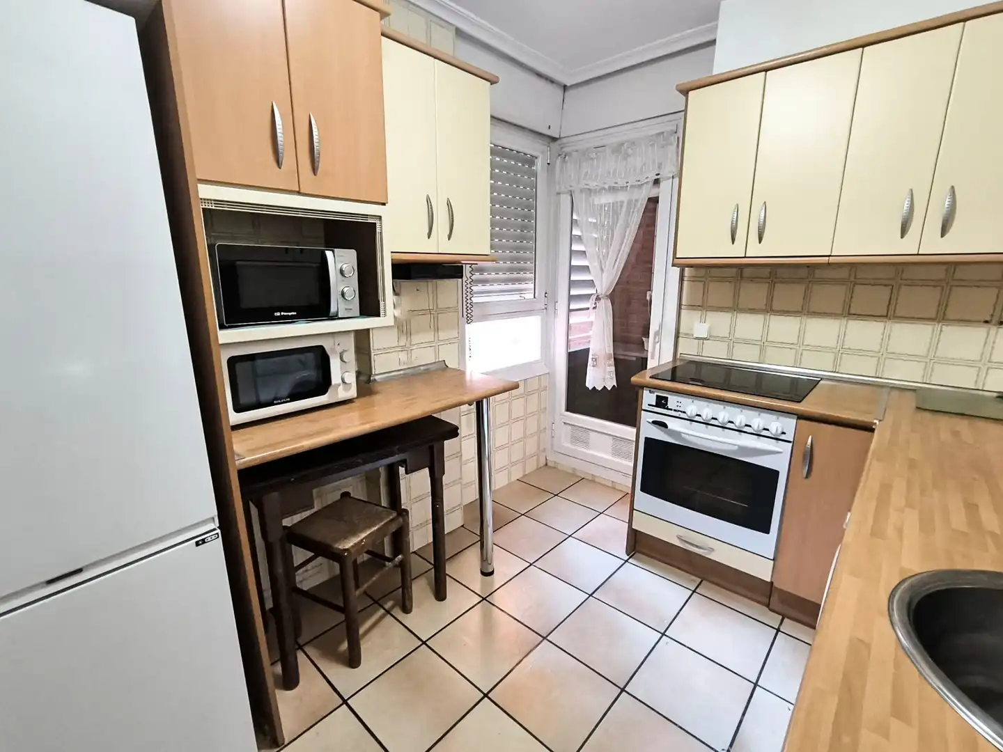 Kitchen of Flat for sale in Zaragoza  with Air Conditioner, Heating and Terrace