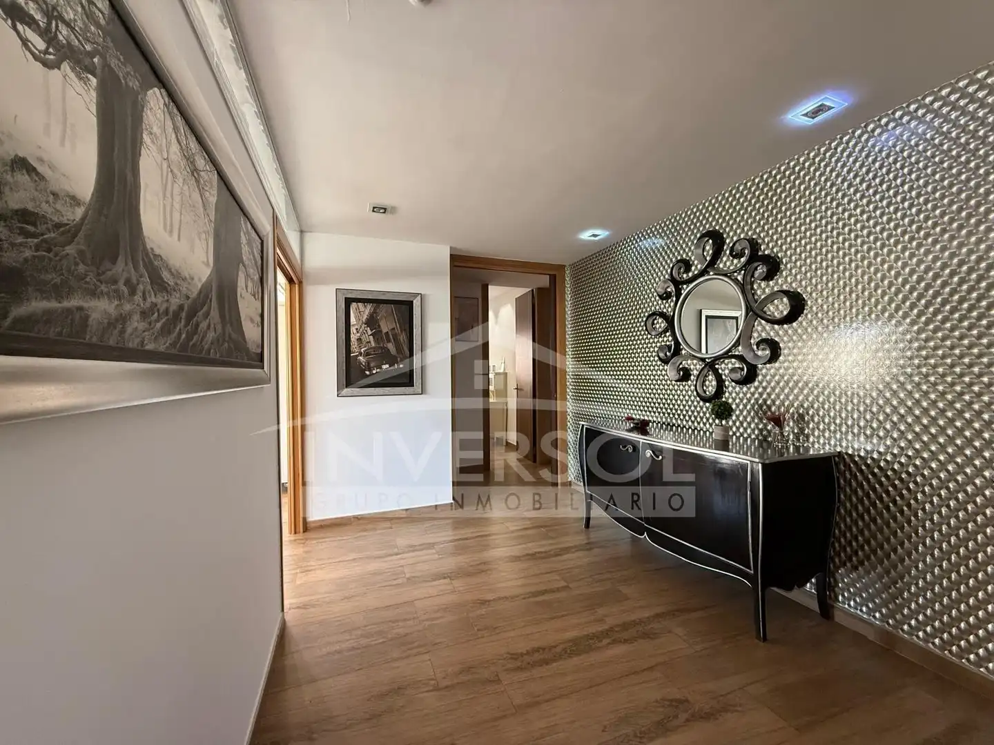 Flat for sale in Adra  with Air Conditioner, Heating and Furnished