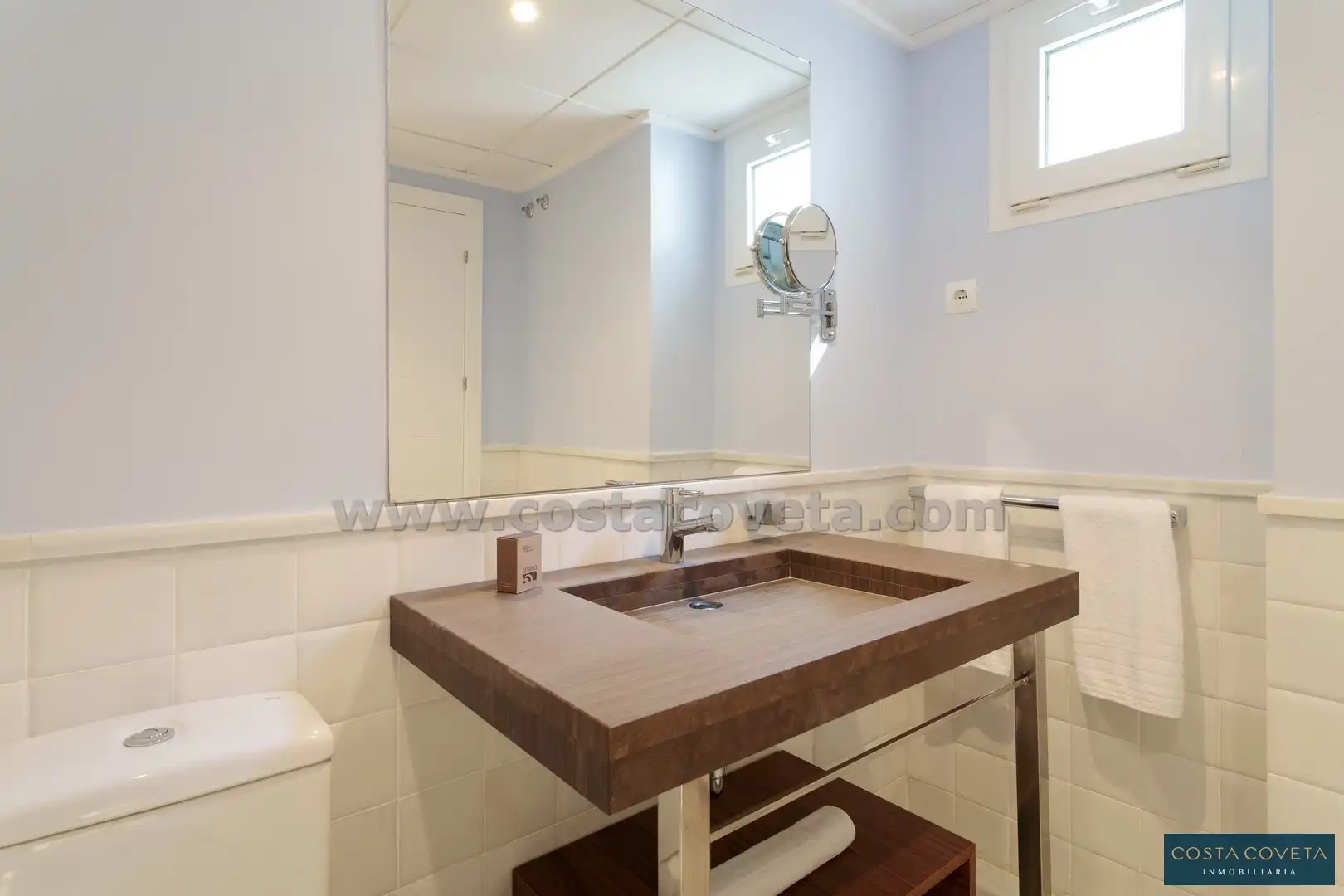 Badezimmer von Erdgeschoss zum Verkauf in El Campello mit Klimaanlage, Heizung und Terrasse