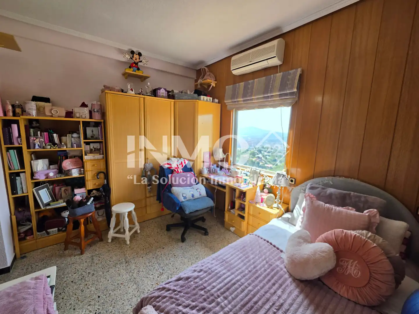 Dormitori de Casa o xalet en venda en Sant Andreu de la Barca amb Aire condicionat, Calefacció i Jardí privat