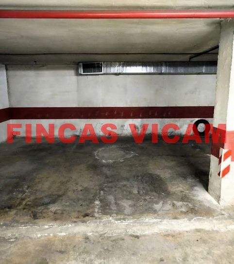 Foto 2 de Garaje de alquiler en Calle Santo Ángel de la Guarda, 1, Los Olivos, Huesca Capital