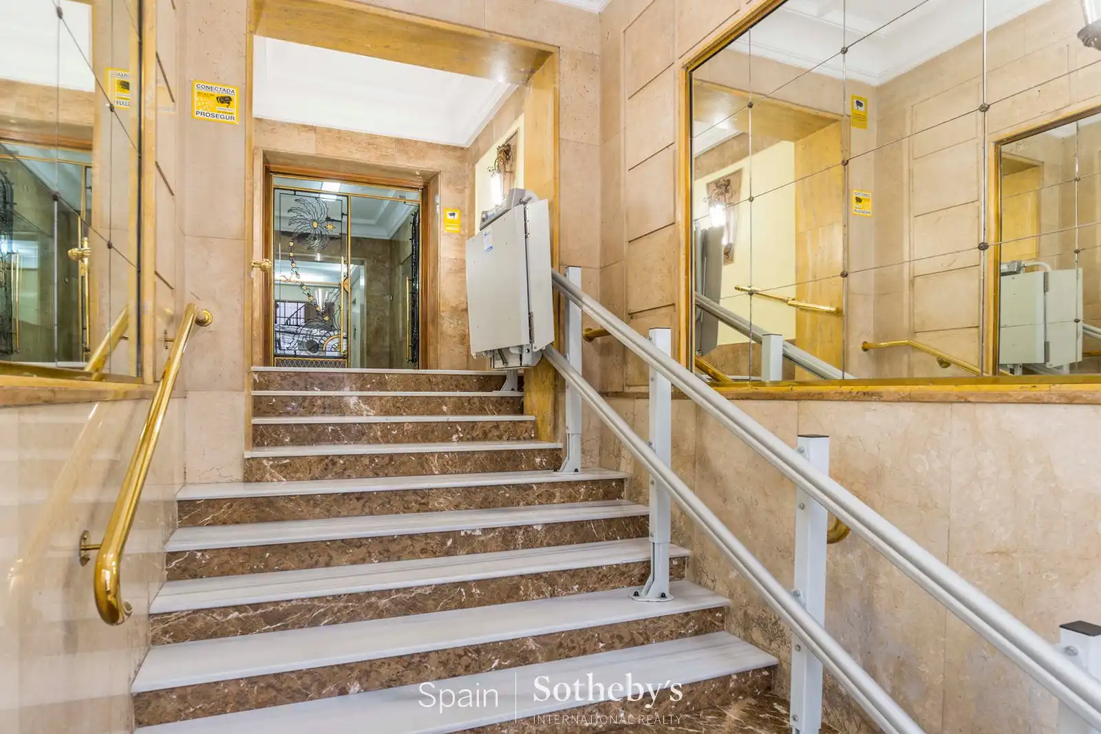 Apartments for sale in Madrid  with Air Conditioner and Heating