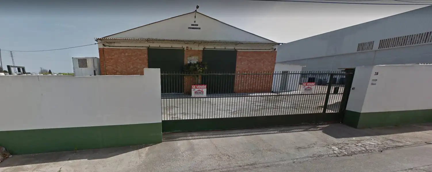 Nave industrial en venta en Avinguda de la Llibertat d'Ensenyança, imagen 2