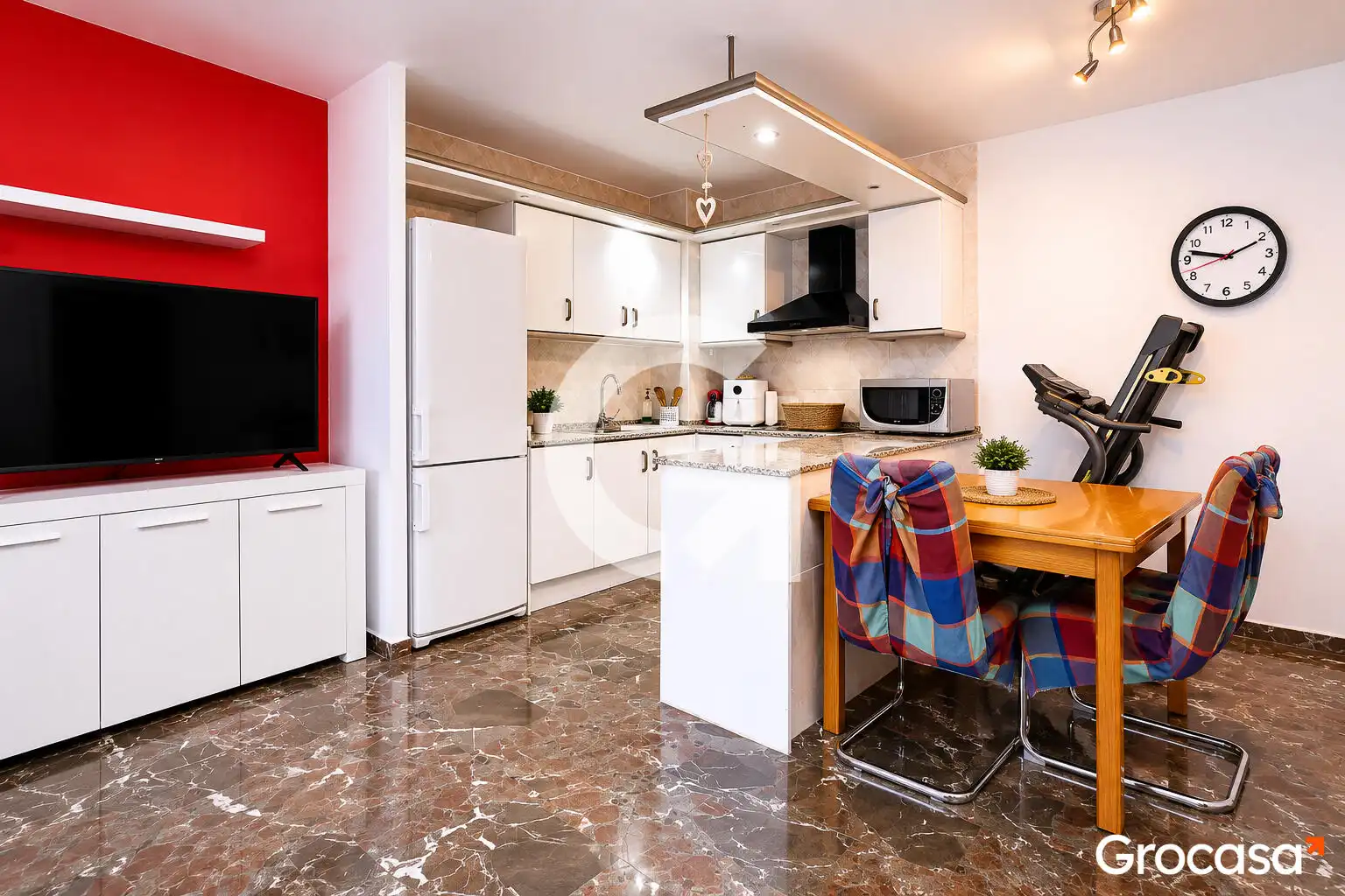 Kitchen of Flat for sale in Sant Vicenç Dels Horts  with Heating, Furnished and Oven