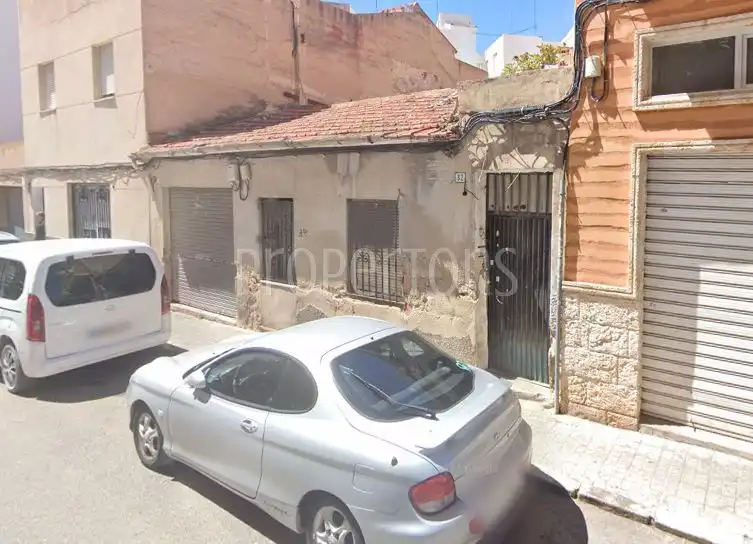 Reihenhaus zum Verkauf in Plaza de Toros - Avenida Chapí - Trinquete