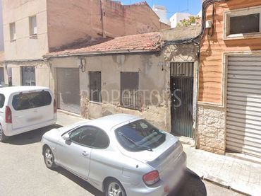 Casa a schiera in vendita a Plaza de Toros - Avenida Chapí - Trinquete