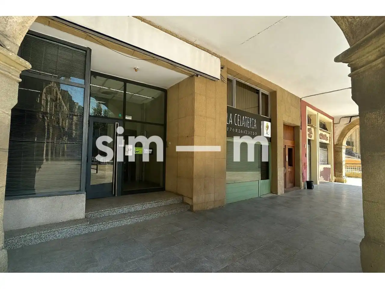 Local comercial en venda a Calle Mossèn Guardiet 2, imagen 2