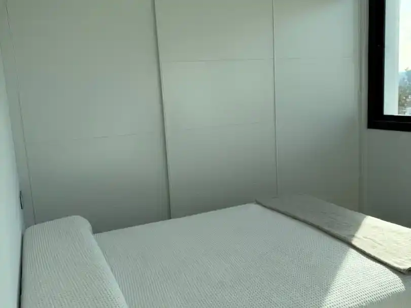 Habitación de Piso en venta en Dos Hermanas con Aire acondicionado, Piscina y Balcón