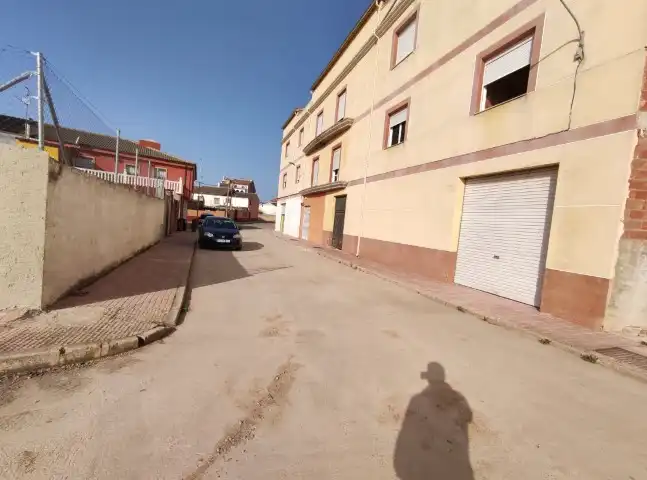 Parkplatz von Gebäude zum Verkauf in Castellar