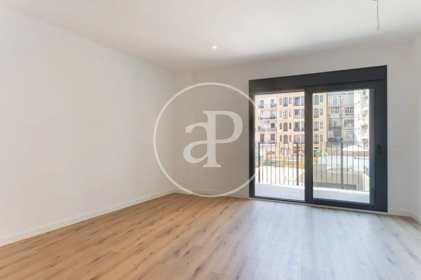 Living room of Flat for sale in Barcelona  with Air Conditioner, Heating and Terrace
