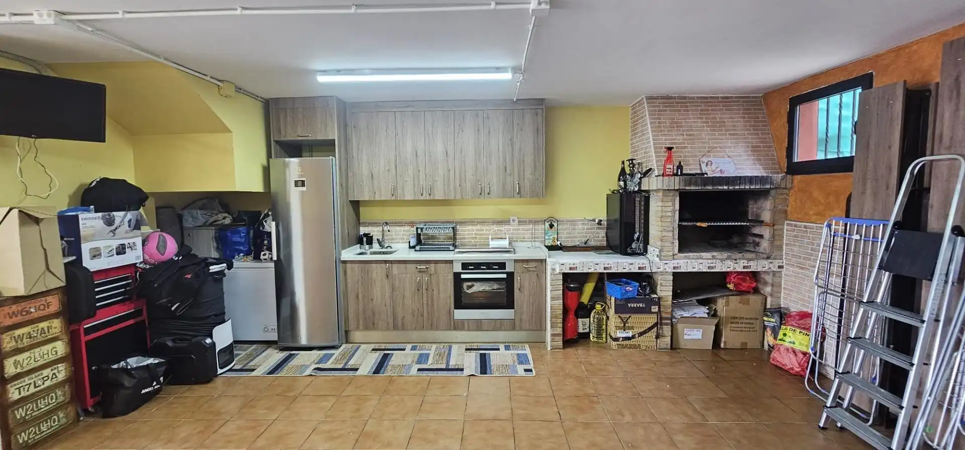 Küche von Einfamilien-Reihenhaus zum Verkauf in Villaquilambre mit Heizung, Privatgarten und Parkett