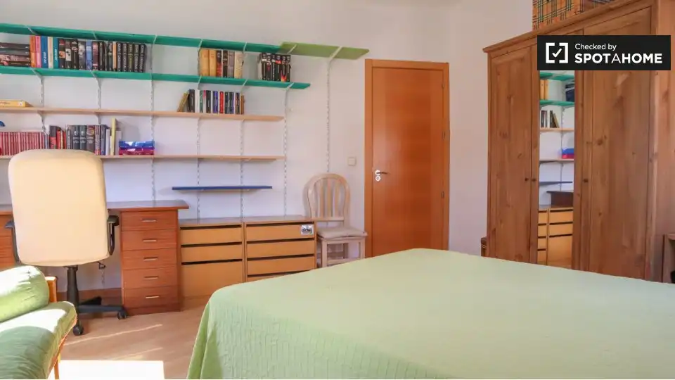 Room in Bellas Vistas