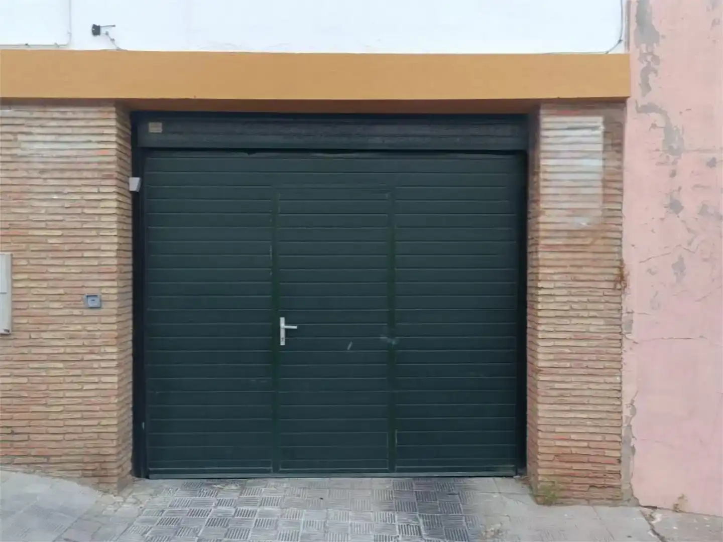 Parkplatz von Garage zum Verkauf in Alcalá de Guadaira