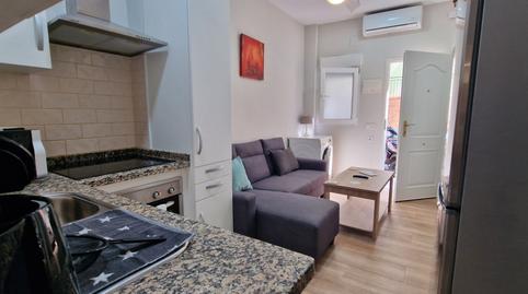 Foto 2 von Wohnungen zur Miete in Cortijo Bazán - Los Casinis - Los Cipreses, Málaga Capital