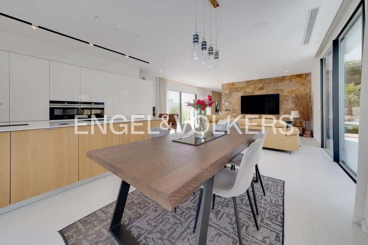 Comedor de Finca rústica en venta en Orihuela con Aire acondicionado, Calefacción y Jardín privado