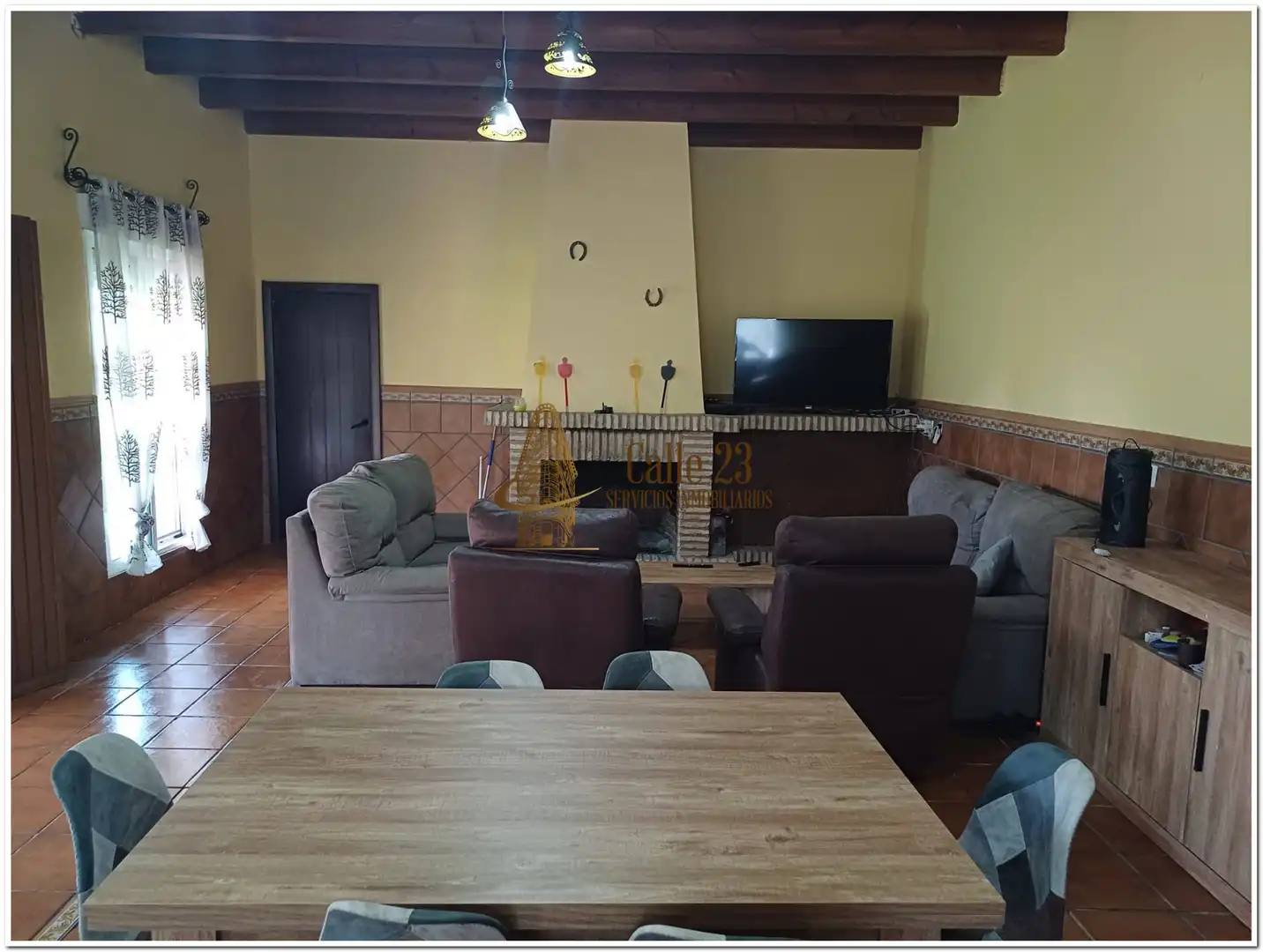 Sala de estar de Casa o chalet en venta en Zalamea la Real con Aire acondicionado, Calefacción y Jardín privado