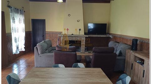 Foto 2 von Haus oder Chalet zum Verkauf in Zalamea la Real, Huelva