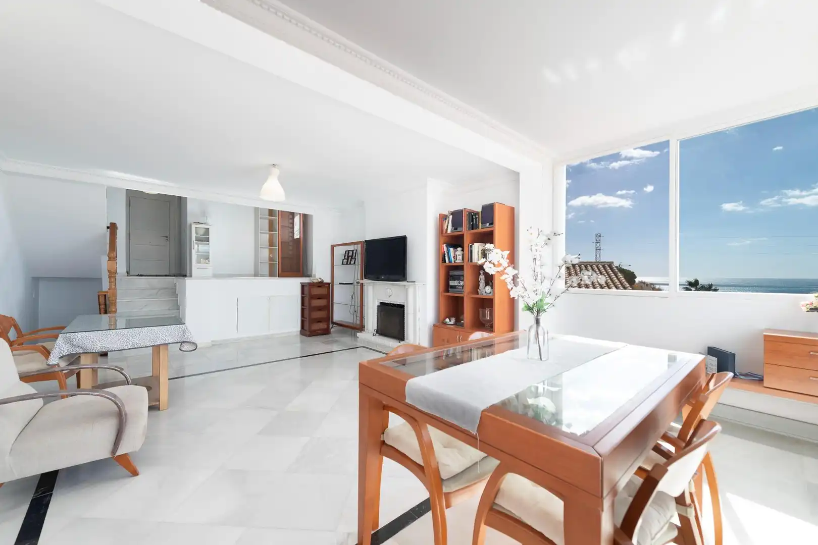 Sala de estar de Casa adosada en venta en Rincón de la Victoria con Terraza y Piscina comunitaria