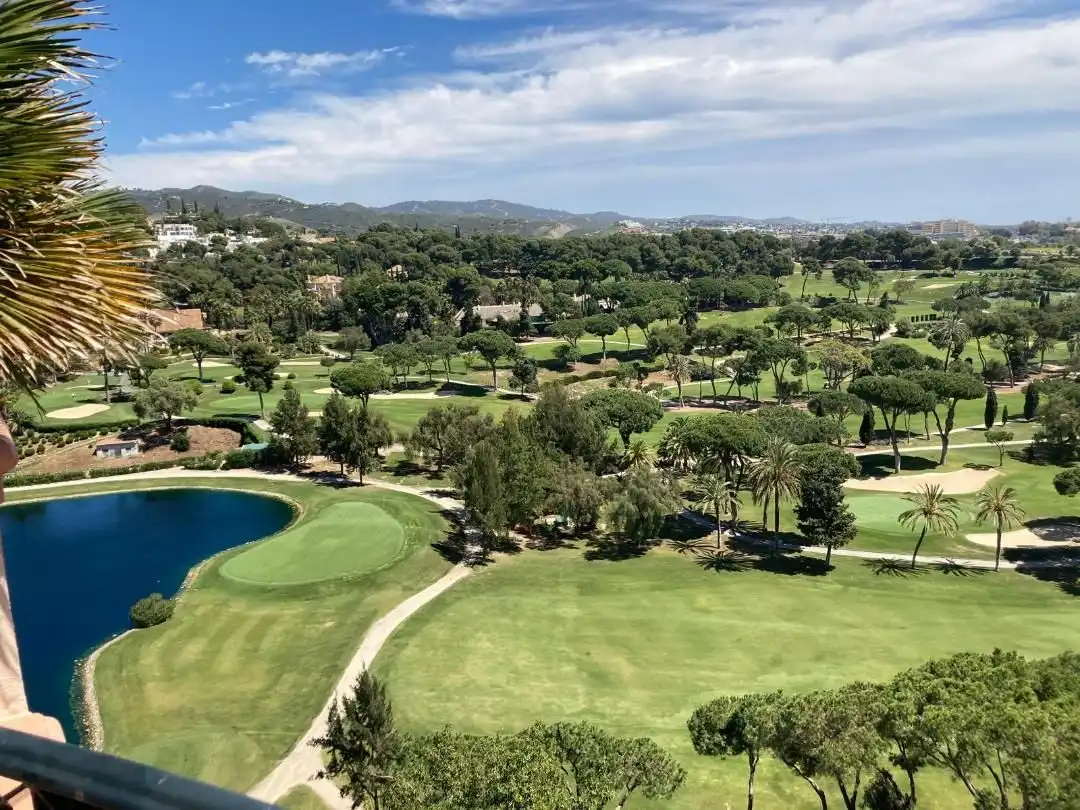 Penthouse with pool for sale in TORRE REAL 35YD