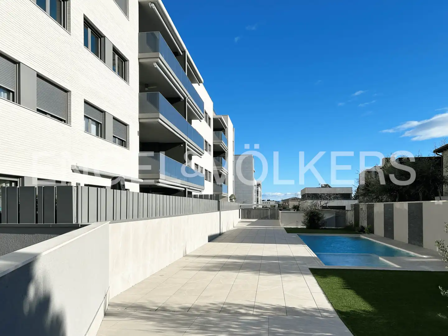 Vista exterior de Dúplex en venda en Lleida amb Aire condicionat, Calefacció i Jardí privat