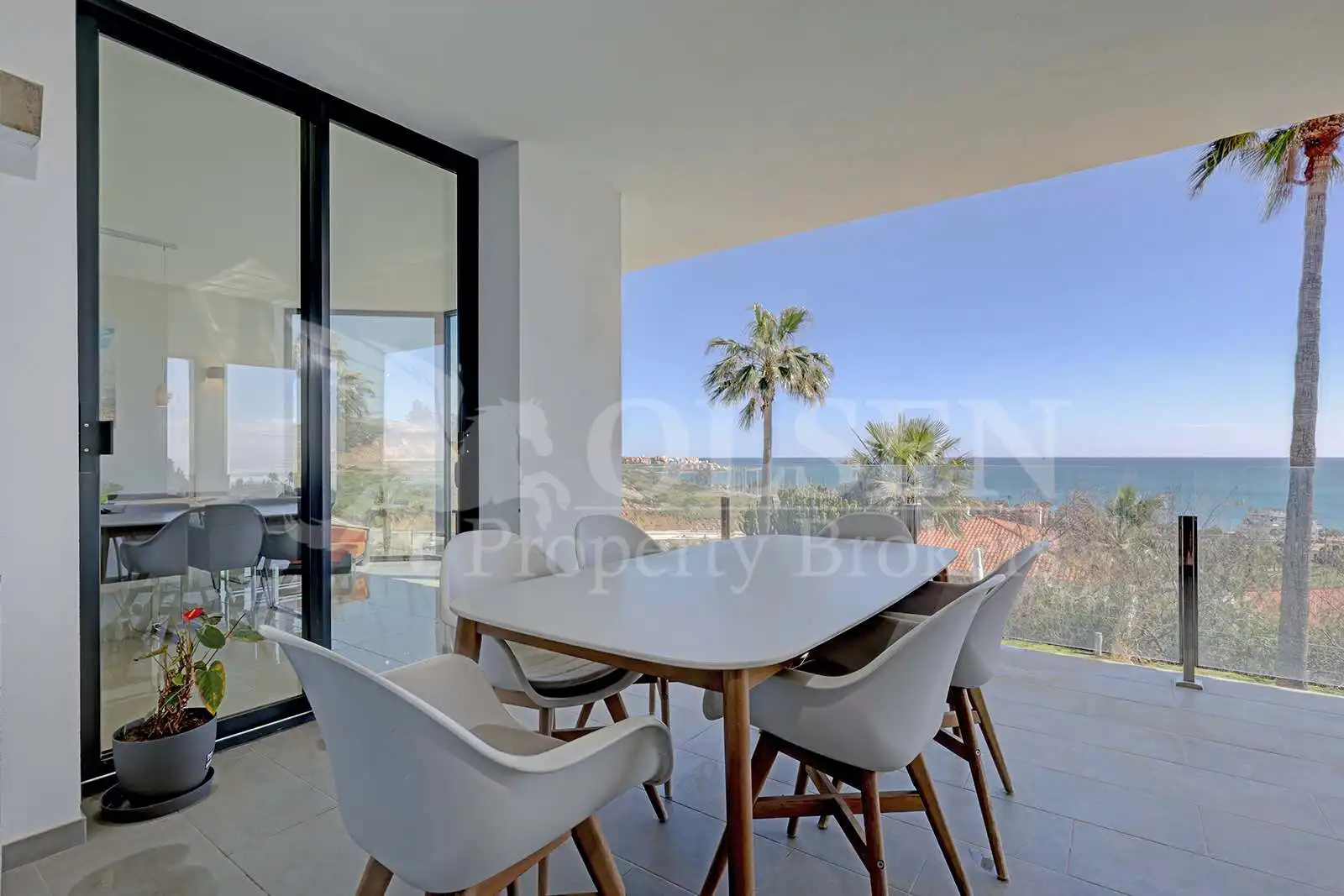 Terraza de Casa o chalet en venta en Estepona con Aire acondicionado, Calefacción y Jardín privado