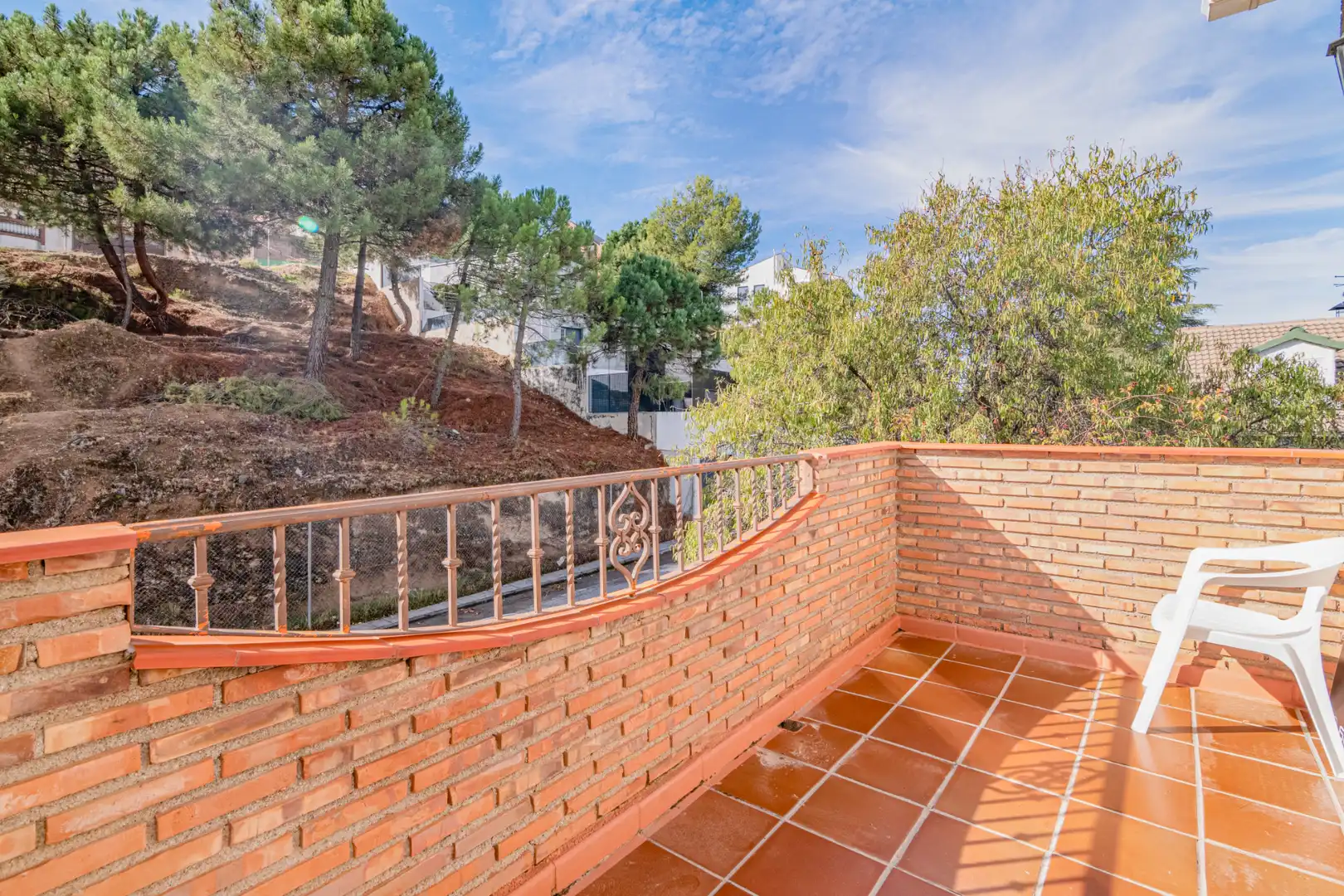 Terraza de Casa o chalet en venta en La Zubia con Aire acondicionado, Calefacción y Jardín privado