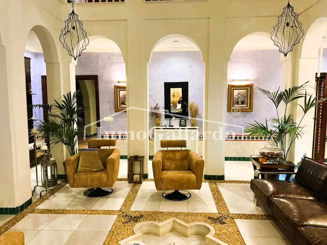 Living room of Buildings for sale in Lucena